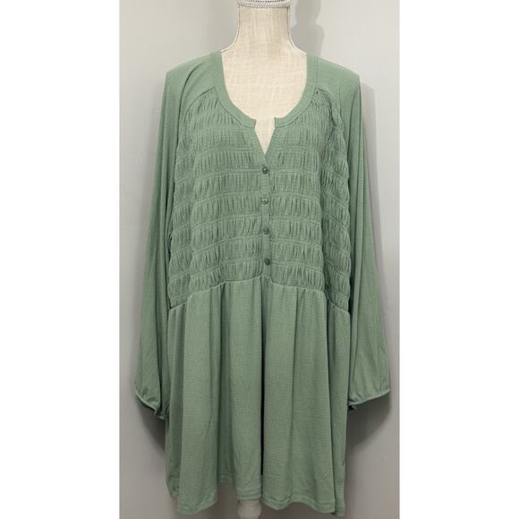 NEW Torrid Texture Jersey Raglan Smocked Henley Babydoll Top Green NWT 6 6X 30 - Picture 1 of 2